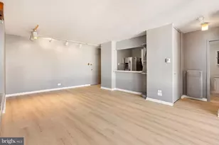 1260 21st St NW, Washington, DC 20036 - Photo 3