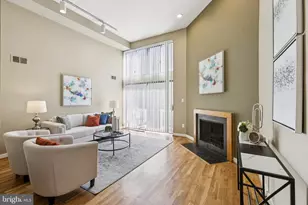 406 15th St SE, Washington, DC 20003 - Photo 1