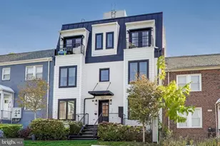 1011 18th St NE, Washington, DC 20002 - Photo 1