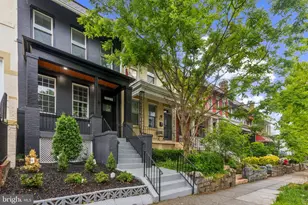 1129 8th St NE, Washington, DC 20002 - Photo 1