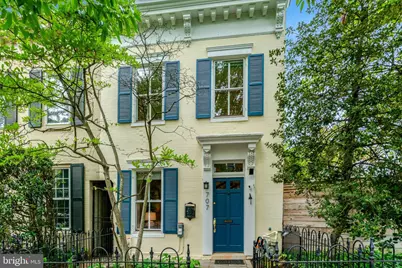 707 10th Street SE, Washington, DC 20003 - Photo 1