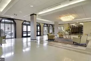 700 7th St SW, Washington, DC 20024 - Photo 1