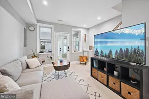 1732 L St NE, Washington, DC 20002 - Photo 5