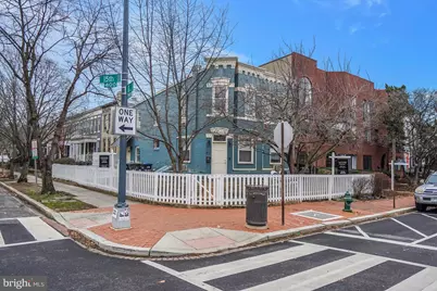 400 15th Street SE, Washington, DC 20003 - Photo 1