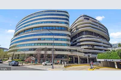 700 New Hampshire Avenue NW #712, Washington, DC 20037 - Photo 1