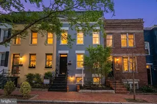 2132 Newport Pl NW, Washington, DC 20037 - Photo 1