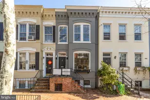 1561 33rd St NW, Washington, DC 20007 - Photo 1