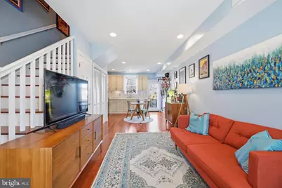 619 18th Street NE, Washington, DC 20002 - Photo 1