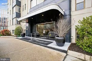 1 Scott Cir NW, Washington, DC 20036 - Photo 1