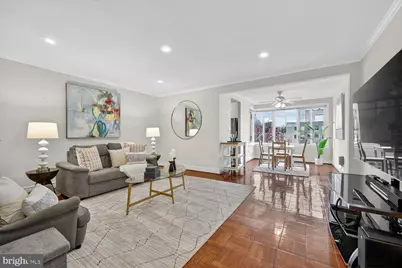 1727 Massachusetts Avenue NW #807, Washington, DC 20036 - Photo 1