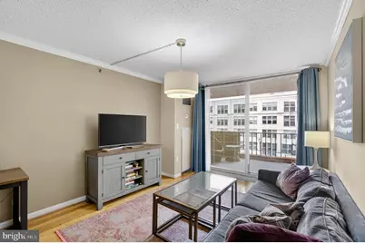 1230 23rd Street NW #707, Washington, DC 20037 - Photo 1