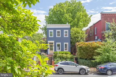 420 4th Street SE, Washington, DC 20003 - Photo 1