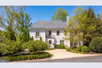 2101 Foxhall Road NW, Washington, DC 20007 - Photo 1