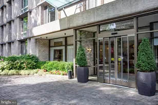 950 25th St NW, Washington, DC 20037 - Photo 1