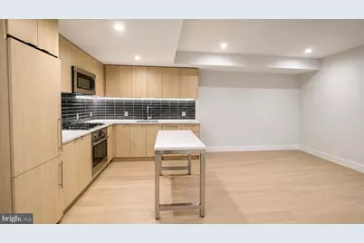 1224 M Street NW #T-03, Washington, DC 20005 - Photo 1