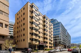 2141 I St NW, Washington, DC 20037 - Photo 1