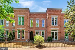301 12th St SE, Washington, DC 20003 - Photo 1