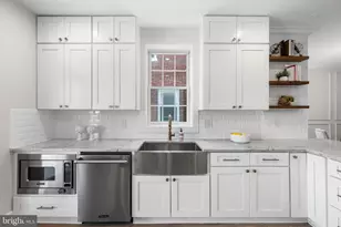 1421 Meridian Pl NW, Washington, DC 20010 - Photo 9
