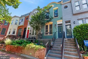 229 10th St NE, Washington, DC 20002 - Photo 1