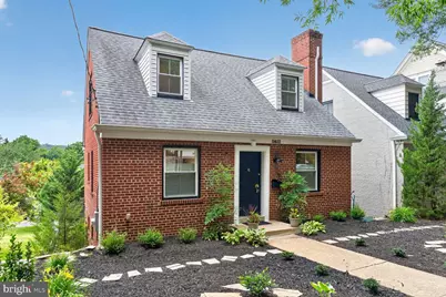 5622 Macarthur Boulevard NW, Washington, DC 20016 - Photo 1