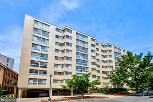 922 24th Street NW, Washington, DC 20037 - Photo 1