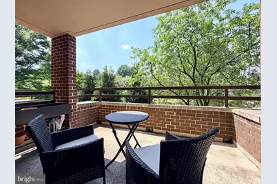 2111 Wisconsin Avenue NW #222, Washington, DC 20007 - Photo 1