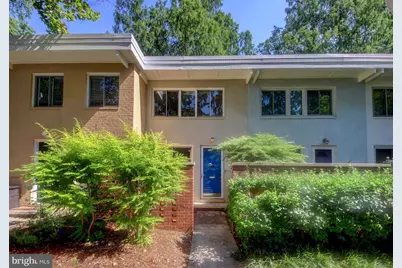 729 3rd Street SW, Washington, DC 20024 - Photo 1