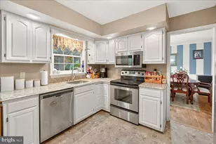 2703 Meadow Ridge Ct, Myersville, MD 21773 - Photo 1