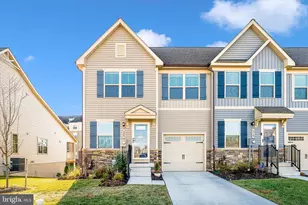 320 Hammersmith Cir, Frederick, MD 21702 - Photo 1