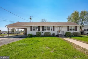 706 E Main St, Thurmont, MD 21788 - Photo 1
