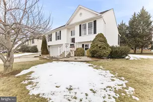 1 Walnut Pond Ct, Middletown, MD 21769 - Photo 1