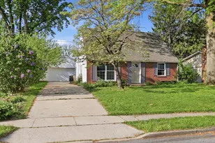 294 Pinoak Dr, Frederick, MD 21701 - Photo 1