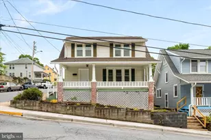 218 N Delaware Ave, Brunswick, MD 21716 - Photo 1