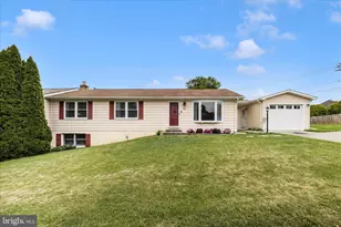 98 Summers Dr, Middletown, MD 21769 - Photo 1