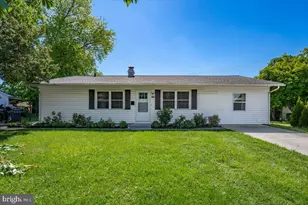 302 Manor Ct, Frederick, MD 21701 - Photo 1