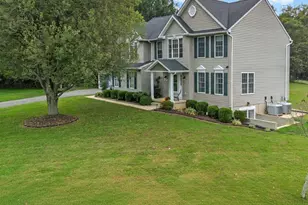 921 Lady Anne Ct SE, Mount Airy, MD 21771 - Photo 1