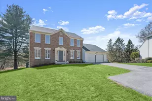 10153 Tanfield Ct, Ellicott City, MD 21042 - Photo 1