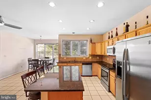 9226 Curtis Dr, Columbia, MD 21045 - Photo 19