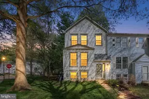 11701 Stonegate Ln, Columbia, MD 21044 - Photo 1