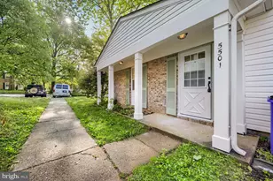 5501 Woodenhawk Cir, Columbia, MD 21044 - Photo 1