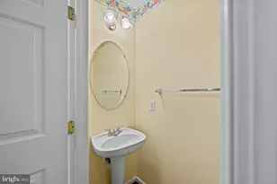6428 Coxwold Dr, Elkridge, MD 21075 - Photo 9