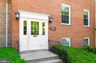 752 Quince Orchard Blvd, Gaithersburg, MD 20878 - Photo 1