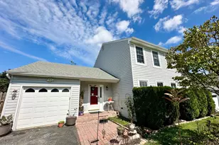 10715 Hunters Chase Ln, Damascus, MD 20872 - Photo 1