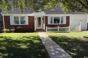 5710 Lone Oak Dr, Bethesda, MD 20814 - Photo 1