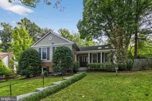 9803 Raleigh Tavern Ct, Bethesda, MD 20814 - Photo 1