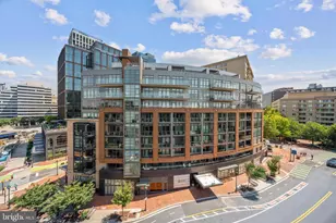 7171 Woodmont Ave, Bethesda, MD 20815 - Photo 1