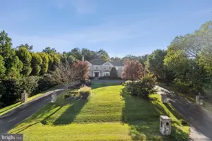 10708 Stapleford Hall Dr, Potomac, MD 20854 - Photo 1