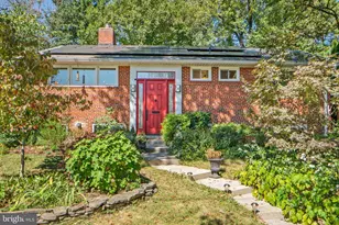 5929 Avon Dr, Bethesda, MD 20814 - Photo 1