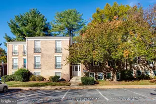 822 Quince Orchard Blvd, Gaithersburg, MD 20878 - Photo 1