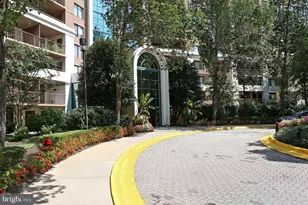 10101 Grosvenor Pl, Rockville, MD 20852 - Photo 1